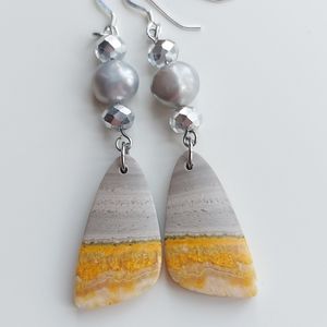 Bumblebee and freshwater pearls drop earrings